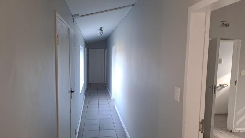 To Let commercial Property for Rent in Walmer Eastern Cape